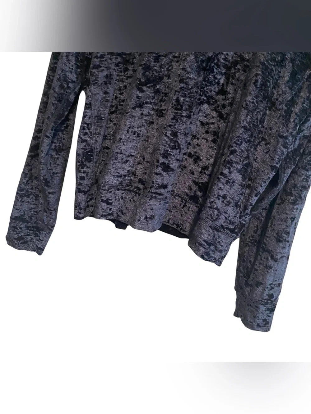 Lululemon Black Warm Down Crew *Crushed Velvet Pullover Long Sleeve Top 8/M